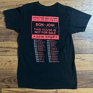 Bon Jovi • Concert T-Shirt • Medium • 2018 Tour • This House Is Not For Sale